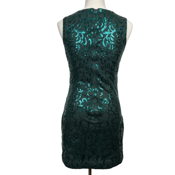 NEW VINCE CAMUTO 2 Sequins Emerald Green Shift Mini Sleeveless Dress - Picture 3 of 10